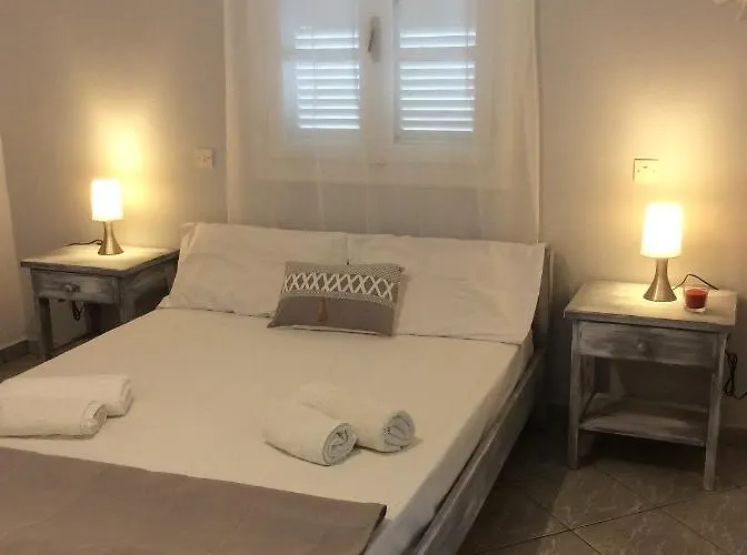 Maria In Paros Апартаменты Науса