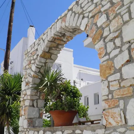 Maria In Paros *